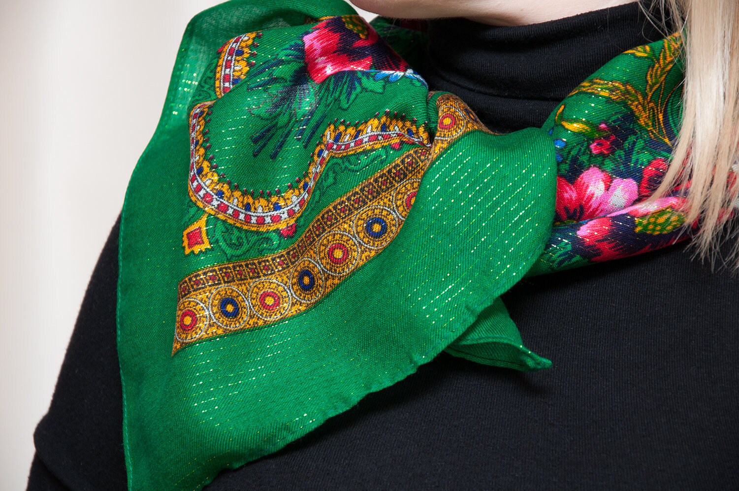 Russian shawl Ukrainian scarf. Traditional Mantón hustka Etsy