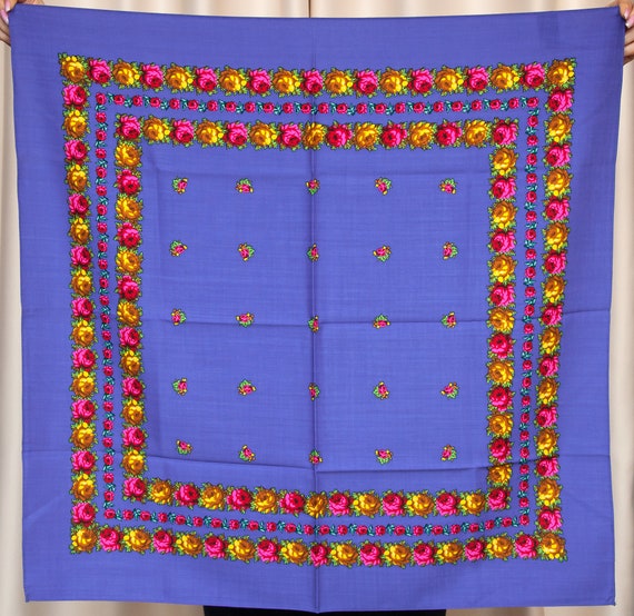 Shawl flowers kerchief collection. Woolen shawl U… - image 1