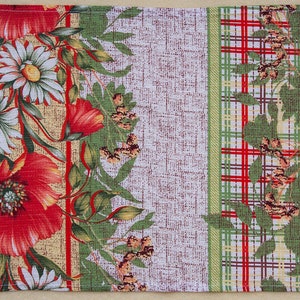 Waffle towel. Ukrainian Waffle kitchen towel. Waffle weave cotton towel with Poppies Daisies print. Wild flowers Hand towel, flower design