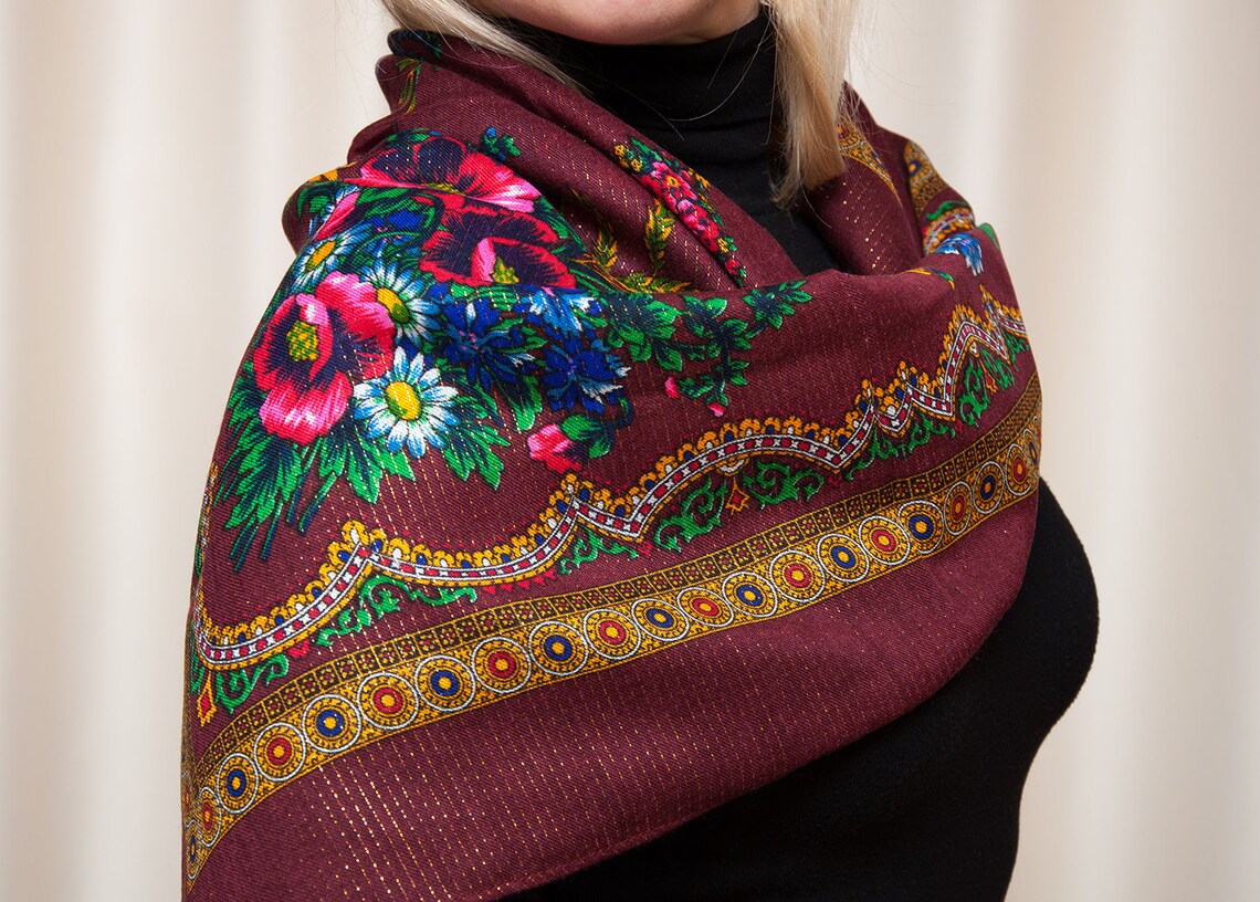 Russian shawl Ukrainian scarf. Traditional Mantón hustka Etsy