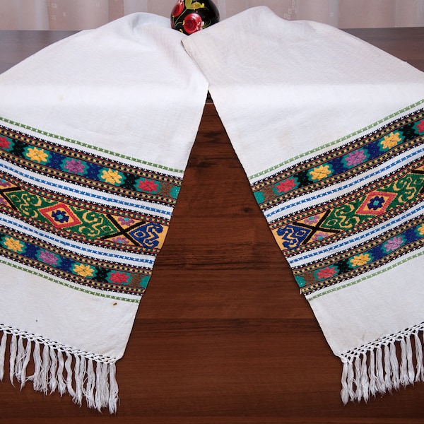 Ukrainian embroidery, Ethno Cross embroidered towel, Ceremonial towel. Ukrainian collectible Rushnyk last century, Home decor ウクライナの刺繡