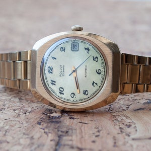Vintage Man&#39;s wrist automatic watch POLJOT (Полет). Gold plated (AU 10). Mechanical wrist watch. Made in USSR