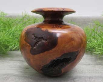 Small Burlwood Vase With Glas Insert 3 3/4 Inches Tall Brown Rustic Wooden Woodsy Home Decor Collectible Vintage FREE SHIPPING (1614)