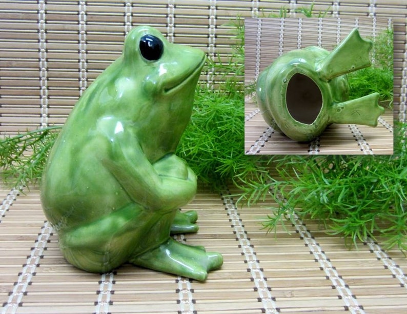 Vintage Ceramic Frog Figurine / Glazed Cute Friendly Sweet Etsy