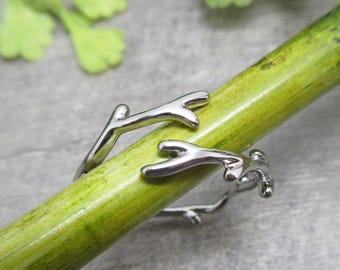 Silver Tone Metal Branch Shaped Ring Size 6.5 Adjustable Open Band Nature Lover Gift Idea Vintage FREE SHIPPING (1723)