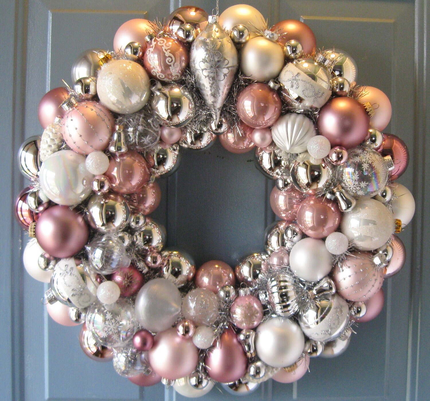 Christmas Wreath Pink ornament | Etsy