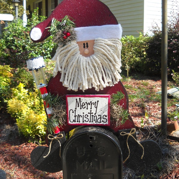 Santa Mailbox Topper with Solar Light