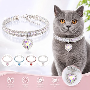 Puede incluir: Un collar para mascota con dos filas de cristales iridiscentes y un colgante central en forma de corazón. El collar incluye un cierre de metal y una cadena ajustable. Se muestran variaciones de color en pequeños iconos circulares.
