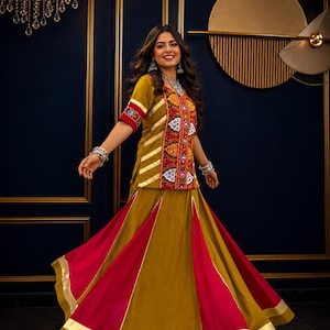 gujrati dress for ladies Special Designer Ghagra Choli Lehenga skirt for women Gujarati Garba dress Garba