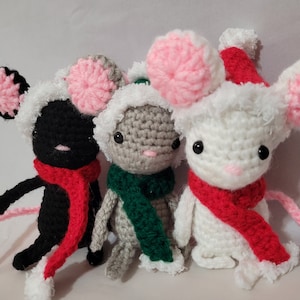 Christmas Mouse Amigurumi