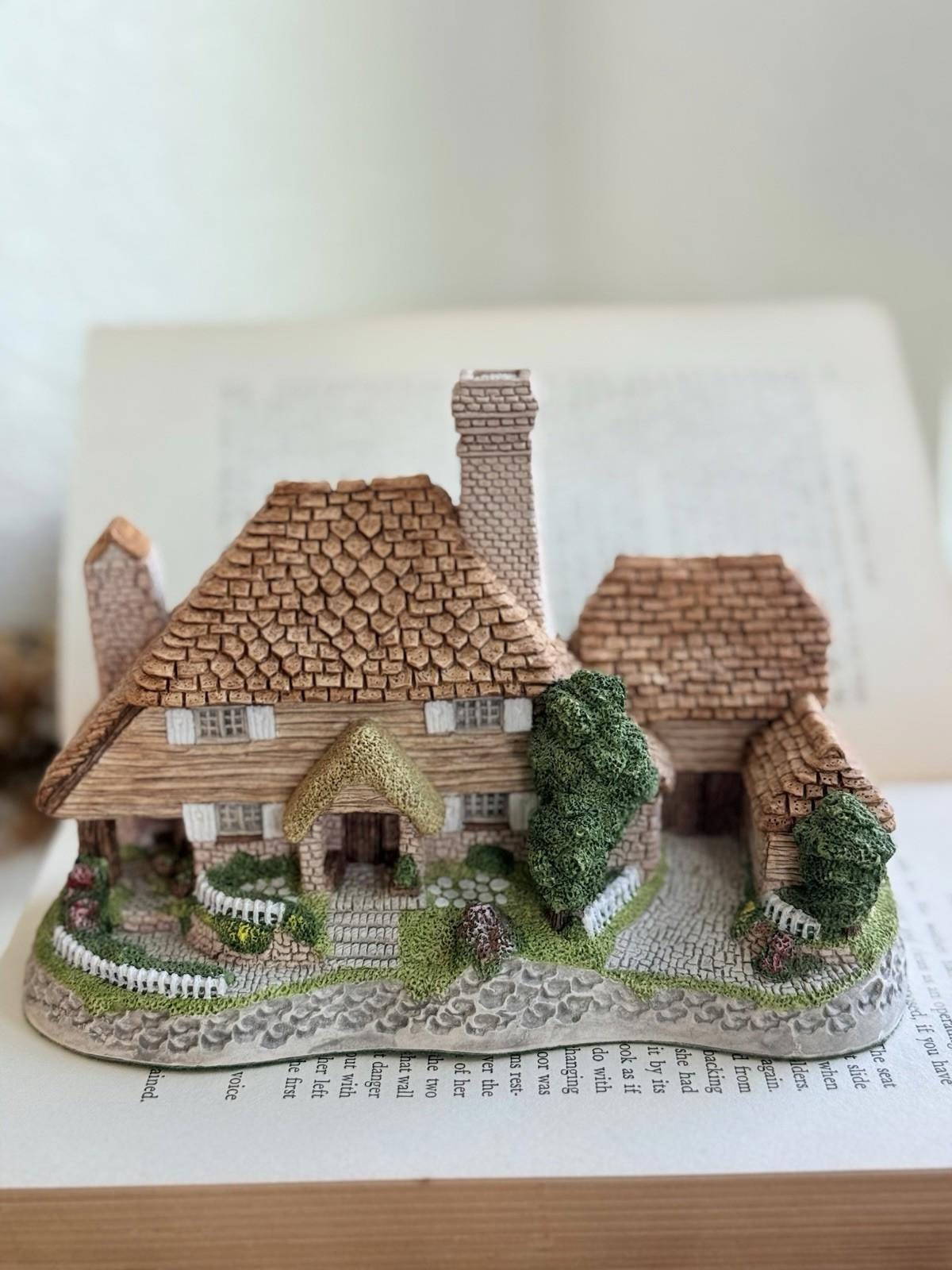 Vintage David Winter Cottages - Etsy