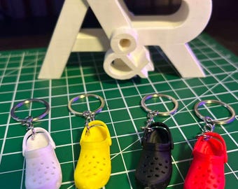 ミニクロッグシューズキーホルダー｜3Dプリントアクセサリー、複数色展開