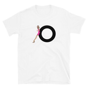 letra, O, design de alfabeto, feminino de A a Z, moda, esboço, ilustração, sexy, arte, designer, camiseta unissex de manga curta