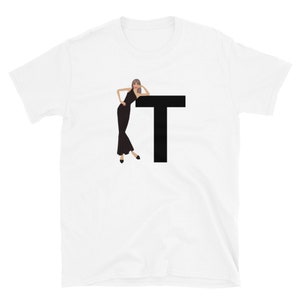 letra, T, design de alfabeto, feminino de A a Z, moda, esboço, ilustração, sexy, arte, designer, camiseta unissex de manga curta