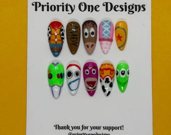 ANDYS TOY BOX | Handmade Press On Nail Set