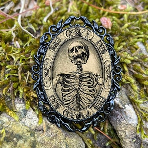 Memento Mori Brooch Pinback Pin Back Goth Gothic Death Macabre Skeleton Art Deco Style Black Metallic