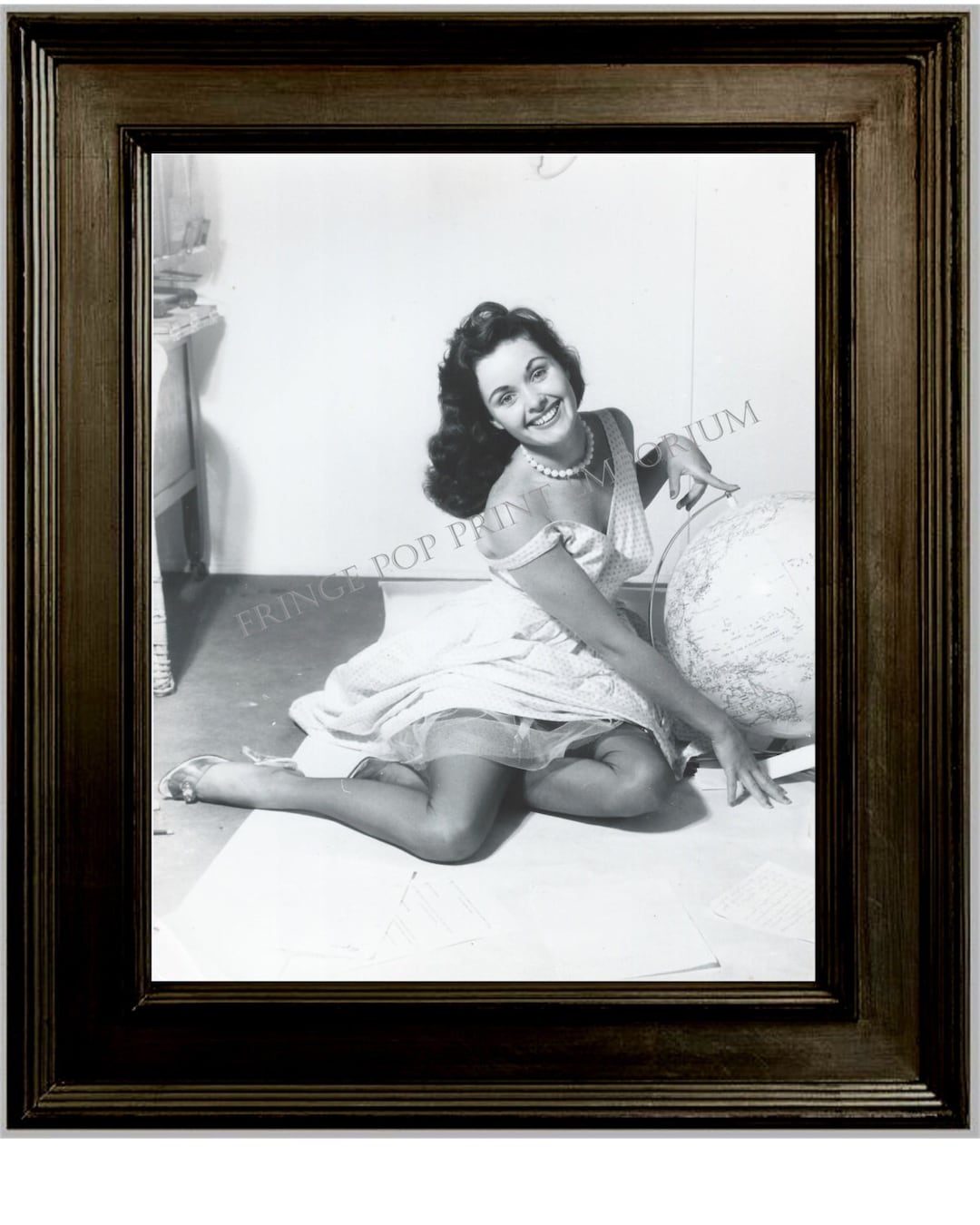 gil-elvgren-pin-up-girl-art-print-8-x-10-painting-reference-photo
