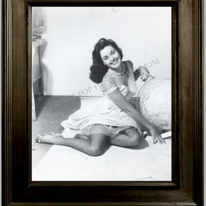 Gil Elvgren Pin Up Girl Art Print 8 x 10 - Painting Reference Photo - Pinup with Globe - Teacher - Rockabilly