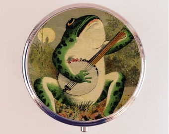 Frog Playing Banjo Pill Box Case Pillbox Holder Trinket Box Victorian Trade Card Ad Toad Anthropomorphic