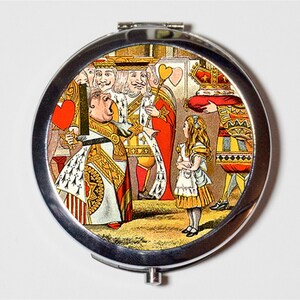 Alice in Wonderland Compact Mirror - Fairytale Lewis Carroll Queen of Hearts - Make Up Pocket Mirror for Cosmetics