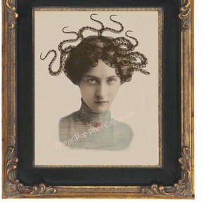 Medusa Victorian Art Print 8 x 10 - Altered Art Victorian Snake Lady - Mythologie - Goth Horror