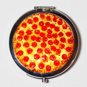 Pizza Compact Mirror - Food Pop Art Kitsch - Make Up Pocket Mirror for Cosmetics