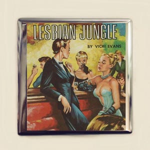 Vintage Lesben Pulp Zigarettenetui Visitenkarten Halter Brieftasche Queer LGBTQ Pulp Fiction Retro 60's Gay Bar