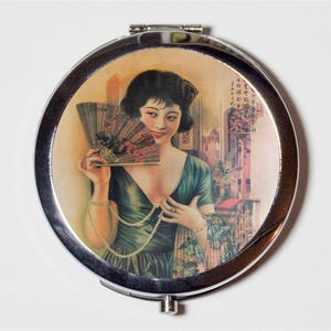 Chinese Woman Compact Mirror - Retro Poster Glamorous with Fan - Make Up Pocket Mirror for Cosmetics