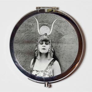 Art Deco Cleopatra Compact Mirror - Vamp Silent Film Theda Bara Egyptian Version 2 - Make Up Pocket Mirror for Cosmetics