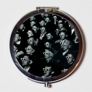 3D Glasses Compact Mirror 1950s Retro Movie Theater - Make Up Pocket Mirror for Cosmetics