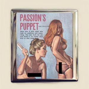 Vintage Lesbian Cigarette Case Business Card ID Holder Wallet Kitsch Pulp Retro 60&#39;s V2 MATURE