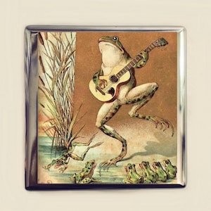 Viktorianischer Frosch spielt Gitarre Zigarettenetui Visitenkarte Ausweishalter Brieftasche Musikalische Kunst wunderlich Anthropomorph