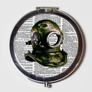 Scuba Mask Compact Mirror - Victorian Steampunk Gear Deep Sea Diving - Make Up Pocket Mirror for Cosmetics