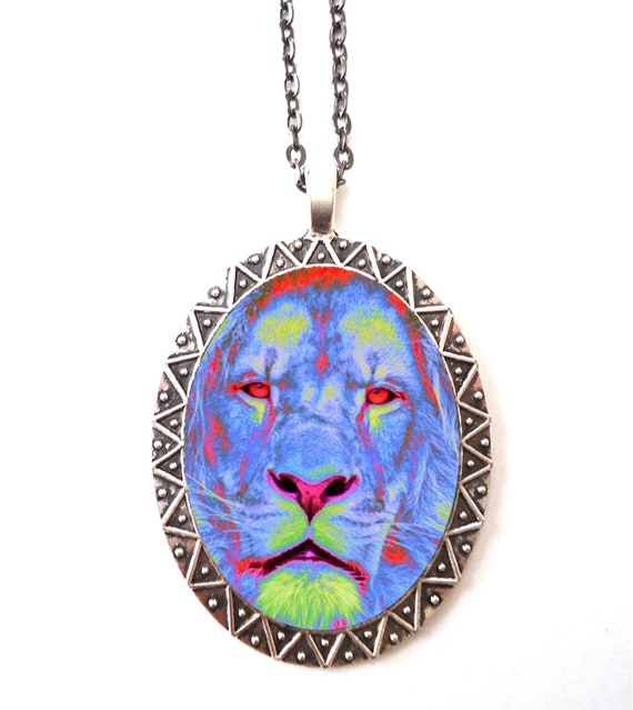 Lion Necklace Pendant Silver Tone Spirit Animal Pop Art
