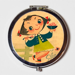 Ice Cream Girl Compact Mirror - Kitsch Retro Kawaii 1950s - Make Up Pocket Mirror for Cosmetics