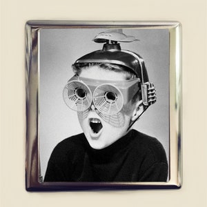 Retro Space Boy Cigarette Case Business Card ID Holder Wallet 1950's Kitsch Sci Fi Glasses