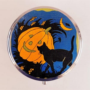 Halloween Pumpkin Cat Pill Box Case Pillbox Holder Trinket Vintage Book Image Retro