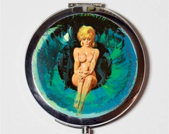 Retro Sleaze Compact Mirror - Kitsch Sexy 1960s Vintage Pulp Fiction - Make Up Pocket Mirror for Cosmetics