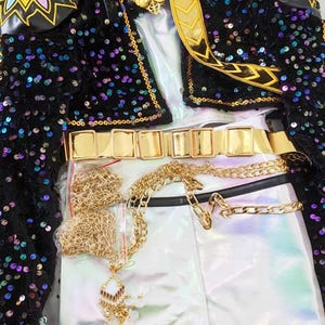 dress to graduation Outfits for Women: Classy Ideas for Graduation christmas sequin outfits main image 0