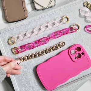 Custodia personalizzata per iPhone Cosmo Pink - custodia per telefono rosa shocking con motivo ondulato, custodia per telefono con cinturino a catena, custodia per iPhone 16 pro, iPhone 14, catena personalizzata