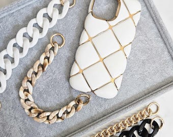 Shell White Quilted Bubble Case - iPhone 16 PRO case, minimal phone case, minimal bubble case, phone case 3d, iPhone 15, bubble phone case