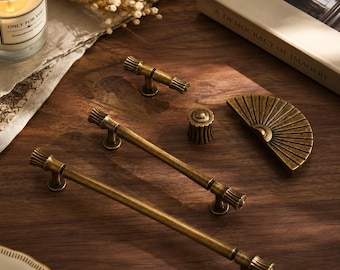 Art Deco Brass Cabinet Pulls, Vintage Fan Shaped Drawer Handles, Antique Gold Furniture Hardware, Unique Cupboard Knobs and Pulls Set
