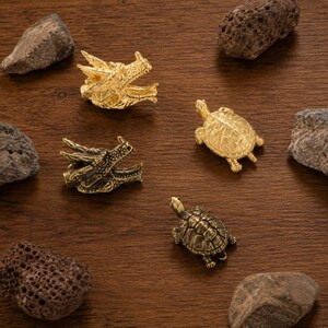 Handcrafted Brass Turtle Knob, Artistic Animal Drawer Handle, Vintage Style Cabinet Pull, Unique Furniture Hardware for Home Decor