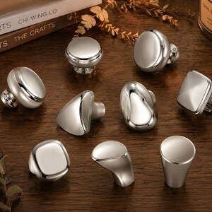 Unique Pebble Cabinet Knobs, Silver Drawer Handles, Modern Furniture Hardware, Minimalist Door Pulls for Kitchen, Dresser and Wardrobe