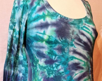 Tie Dye Womens SCOOP NECK LONGSLEEVE T-shirt size M Navy Swirl Coastal Colors