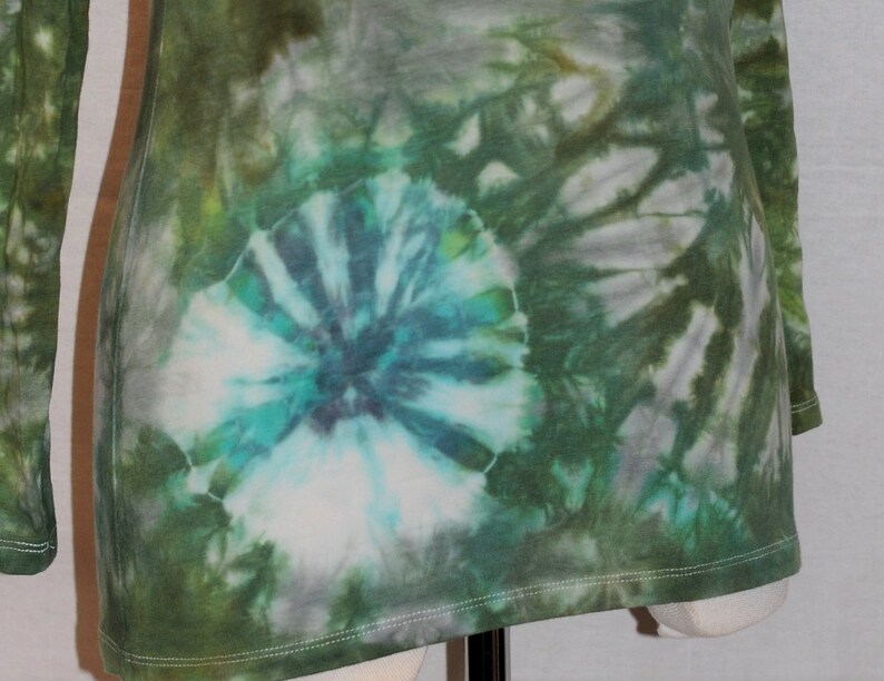 Tie Dye Womens V-NECK LONG SLEEVE T-shirt size M, L image 6