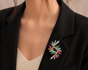 Designer Crystal Brooch Pin, Luxury Gold Lapel Brooch, Colorful Rhinestone Statement Pin, Elegant Blazer Jewelry, Chic Gift for Women