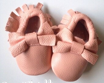 Blush Pink Baby Moccasins Peach Toddler Moccasins Pink Toddler Moccs Baby Girl Moccasin Light Pink baby Moccassins Easter Basket gift Bow