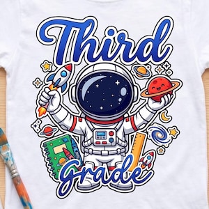 Astronaut för tredje klass tillbaka till skolan PNG, rymdskoldesign, raketplanetkonst, grafik med kritpennor, barnens första skoldag