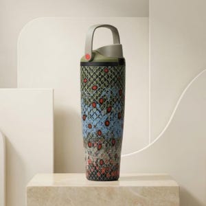 Borraccia termica Owala FreeSip: 950 ml, acciaio inossidabile, beccuccio a due vie, design a squame di pesce.